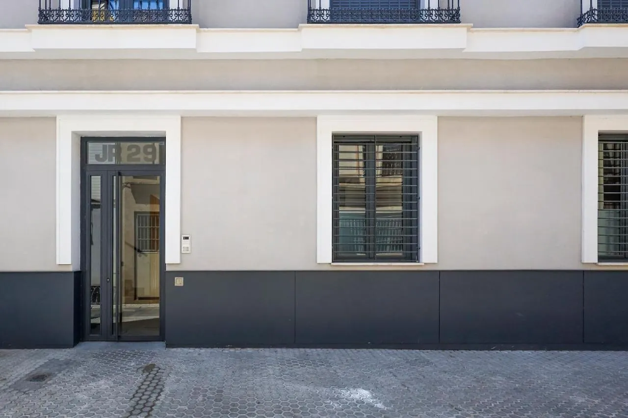 Oasis In The Heart Of Seville - 2 Bedroom Apt Spain